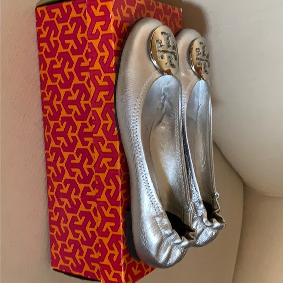 Shoes - Picture 4 of 4